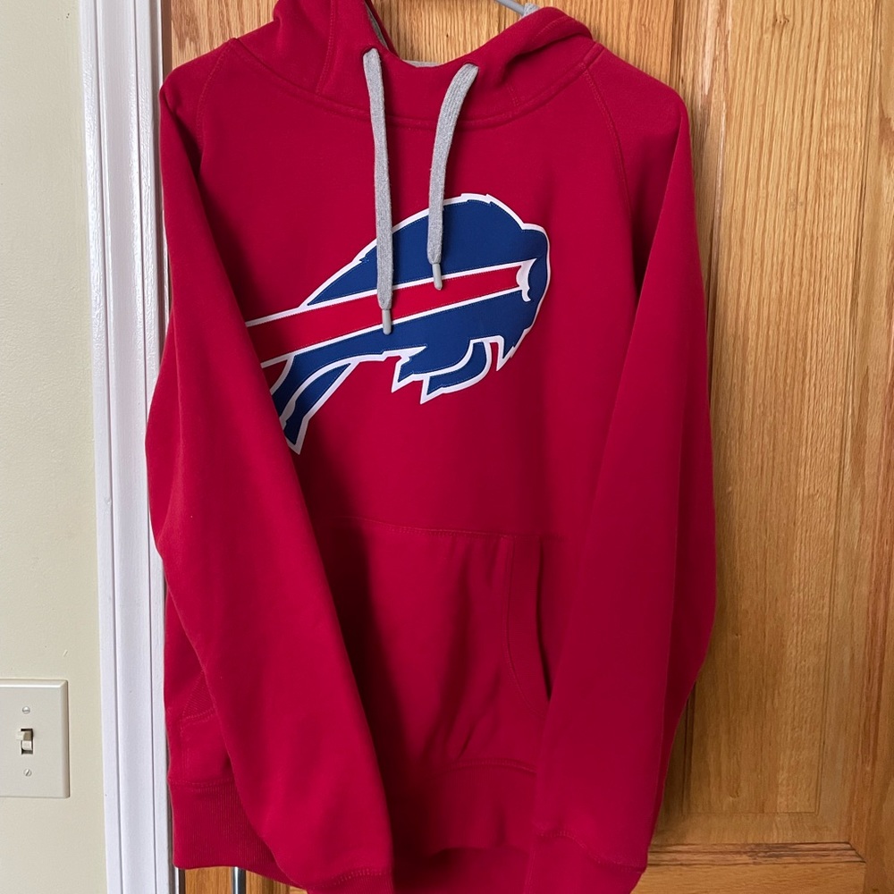 Buffalo Bills Antigua Hoodie.